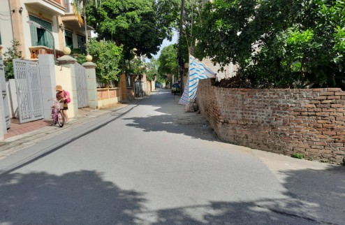 Lô góc, full thổ cư, đường ô tô, bán 230m2 MT9.5m đất Võng La Đông Anh giá đầu tư.